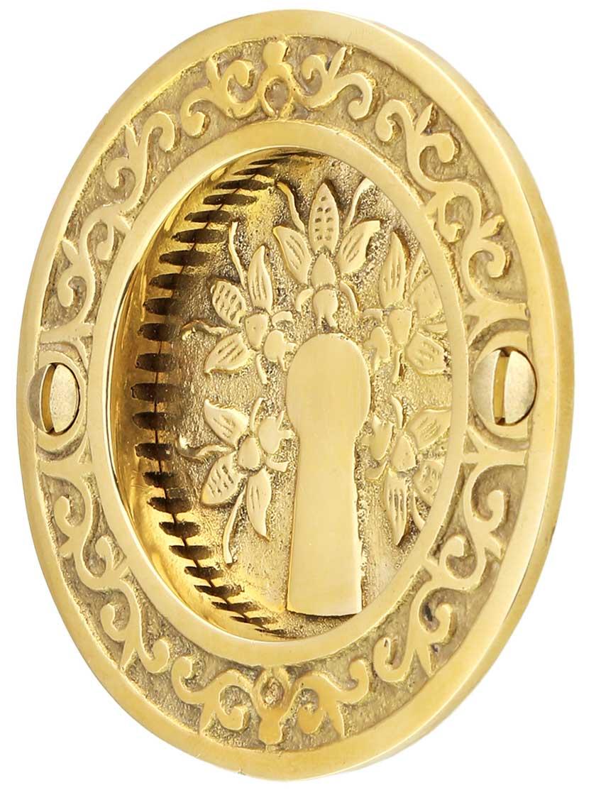 Bee Design Pocket-Door Pull without Keyhole.